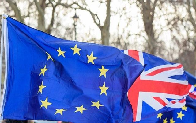 欧元兑英镑价格分析：空头仍占据上风，关注0.8420附近支撑