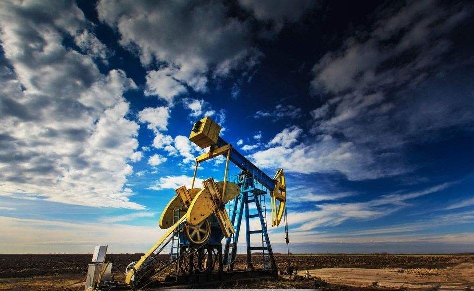 美国上周库存大增430万桶，油价重挫3%