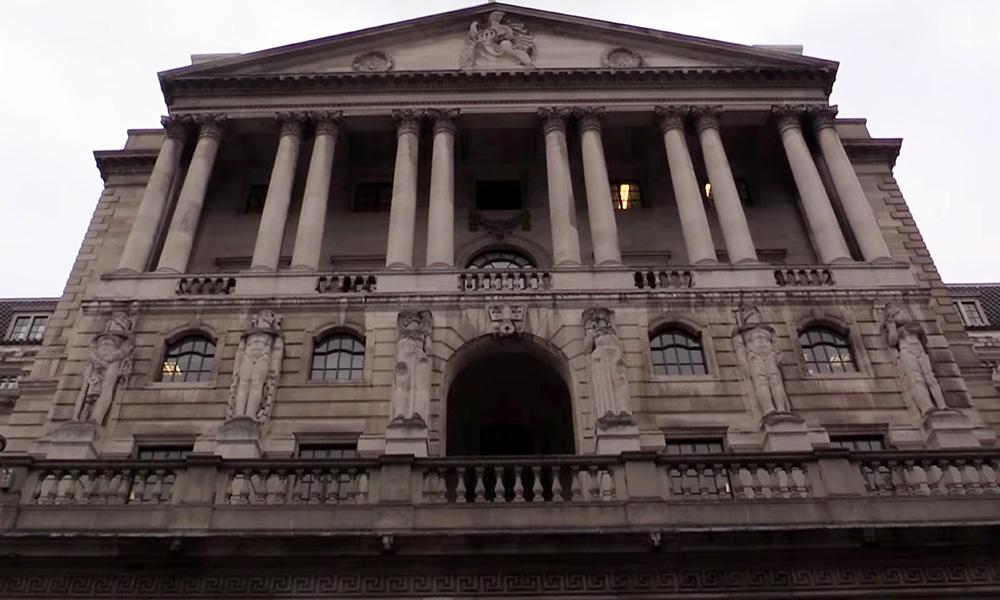 英国推迟财政预算 英镑升至六周高位 下周加息75个基点？